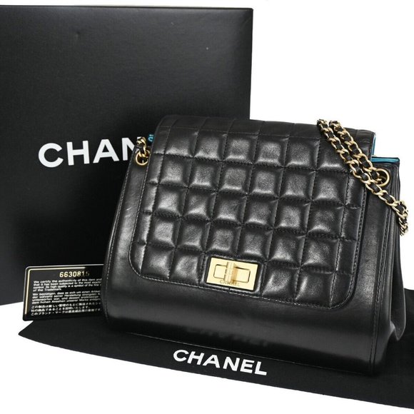 Auth CHANEL 2.55 Chocolate Bar Chain Shoulder Bag Leather Black Blue GHW - Picture 1 of 16